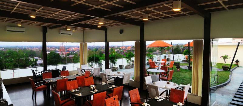 Parkside Denbukit Residence & Suite Jimbaran Ngoại thất bức ảnh